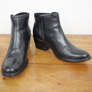 Wolverine 1000 Mile Zadie Black Leather Zip Up Ankle Boots Size 7B